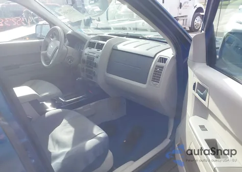 2008 Ford Escape Xlt from USA, damaged, VIN 1FMCU93Z58KD08681
